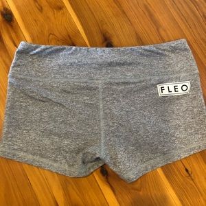 Fleo Heather Sliver shorts EUC
